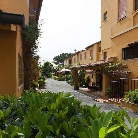 Hotel Orto Di Rom