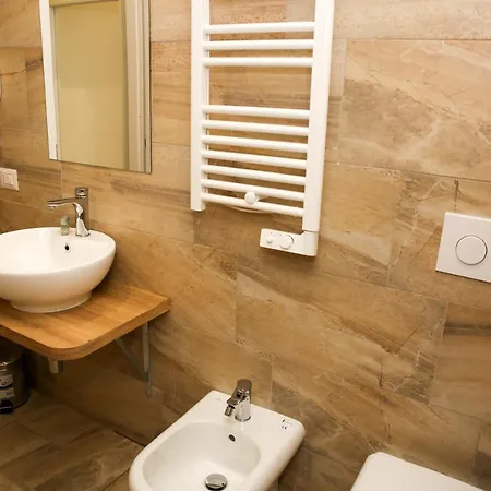 Affittacamere Vatican Comfort Suites 2*