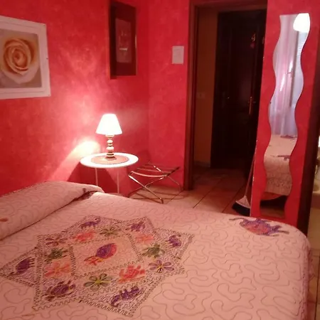 Max House Bed & Breakfast 2*