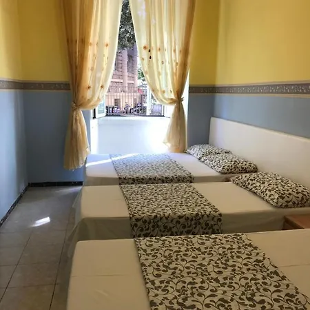 Qindajie House Bed & Breakfast