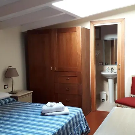 Homestay Casina Del Borgo Rome