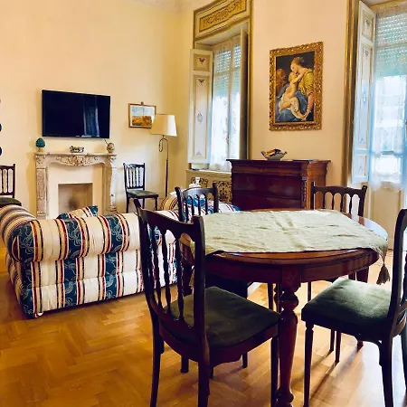 Apartment House Borghese *