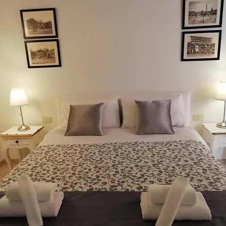 Apartment Fontana Di Trevi - Historic Center Apartment *