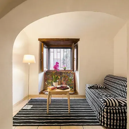 Moro 50 - Loft In Trastevere Apartment