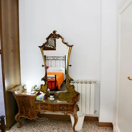 46 Viale Vaticano Apartment