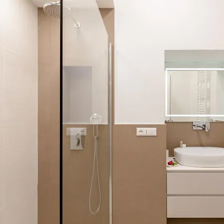 Buzzstays - Stylish Vatican Downtown Rome