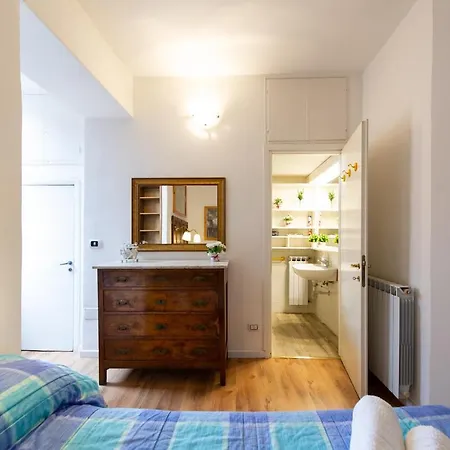 House Santa Caterina Rome