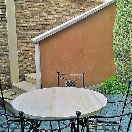 Casina Del Borgo Homestay *