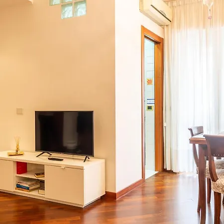 Domus Valentinae Apartment *
