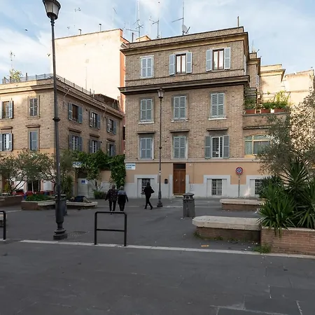 Apartment Take - Vatican *