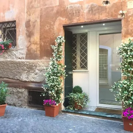 Nl Trastevere 2* Rome