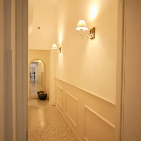 Monti Luxury Guest house *