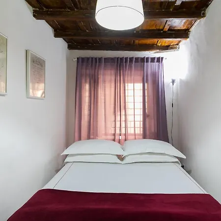 Apartment Moro 50 - Loft In Trastevere Rome