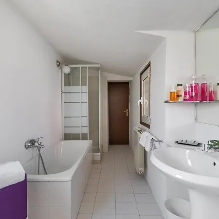 Apartment Moro 50 - Loft In Trastevere Rome