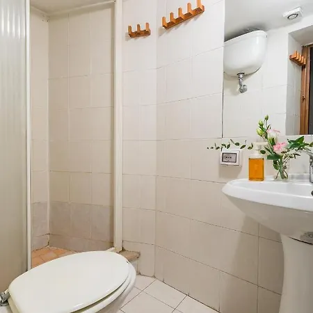 Apartment Moro 50 - Loft In Trastevere Rome