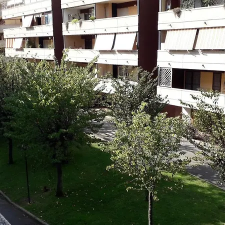 Appartamento Turistico A Giardino Di Roma