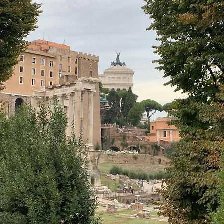 Apartment In 2 Rome