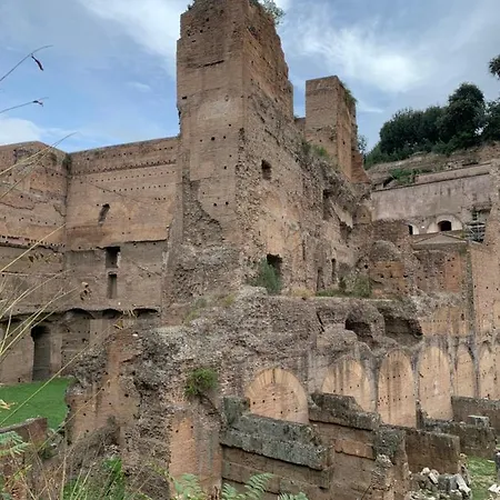 Apartment In 2 Rome