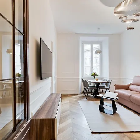 Buzzstays - Stylish Vatican Downtown