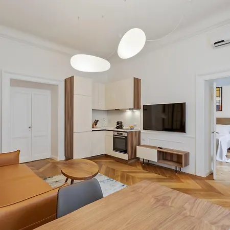 Buzzstays - Stylish Vatican Downtown Apartment *