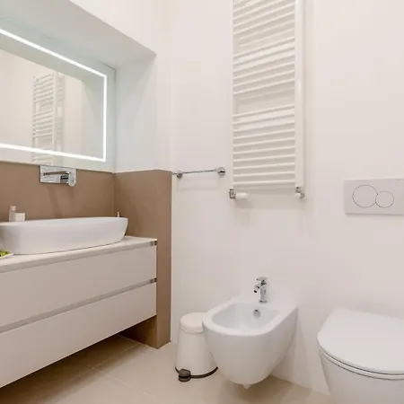 Buzzstays - Stylish Vatican Downtown *