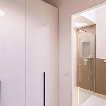 Buzzstays - Stylish Vatican Downtown Apartment