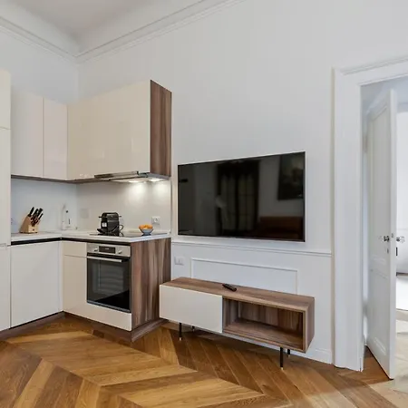 Buzzstays - Stylish Vatican Downtown Apartment *
