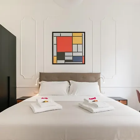 Buzzstays - Stylish Vatican Downtown