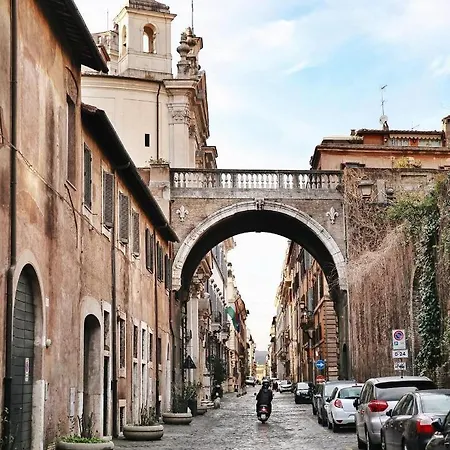 Loveromeapartments Campo De Fiori, Vatican Apartment *