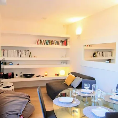 A Terrific Terrace Penthouse Apartment Rom