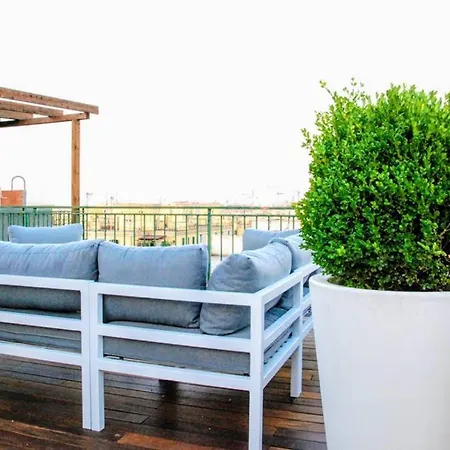 A Terrific Terrace Penthouse * Rom