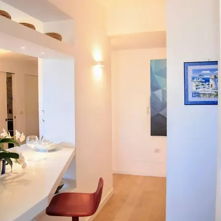 A Terrific Terrace Penthouse Rom