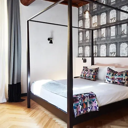 Naman Hotellerie - Margutta Affittacamere