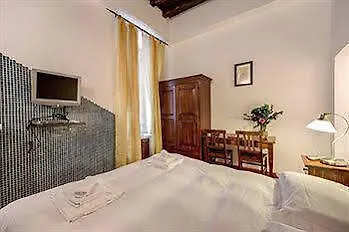 Residenza Domizia Guest house