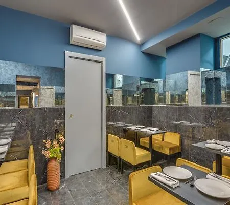 Hotel Otivm