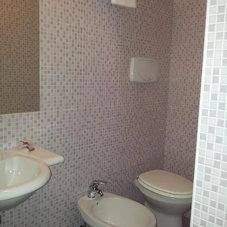 Clarin Hotel 2*