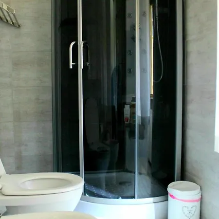 New House Bed & Breakfast