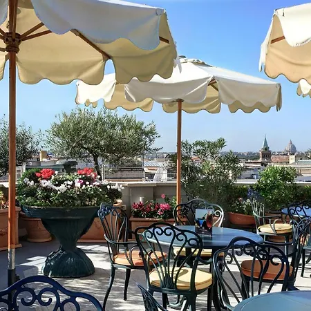 Marcella Royal - Rooftop Garden Отель Рим