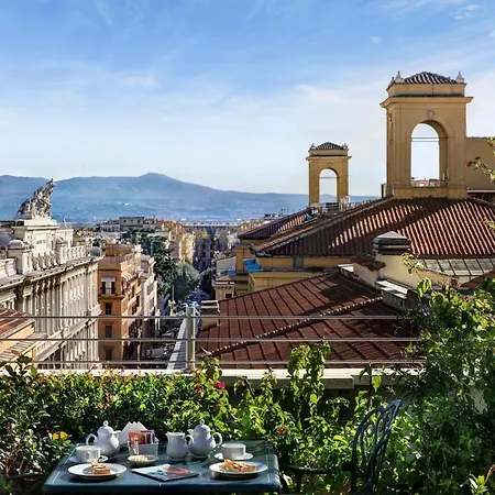 Marcella Royal - Rooftop Garden 4* Рим