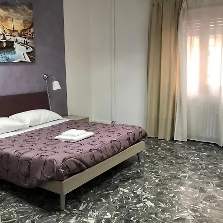 Maxim Rome
