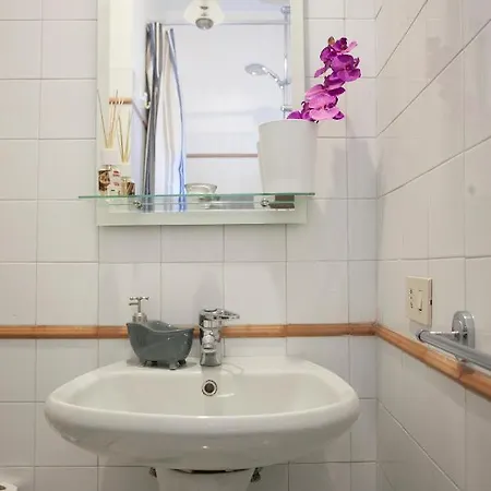 Magenta Luxury Purificazione Apartamento