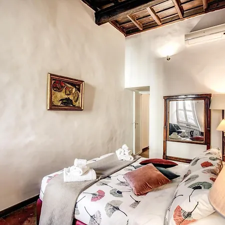 Borgo Pio Passetto Papale * Rome