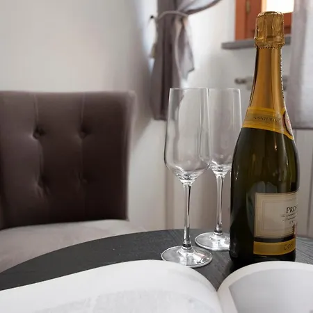 Apartamento Magenta Luxury Purificazione