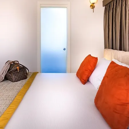 Zaccardi Hotel