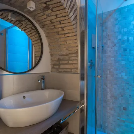 Livinginrome Trastevere - Vicolo Del Piede Apartment *