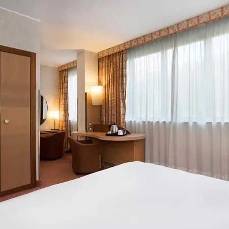 Hotel Mercure West Rome