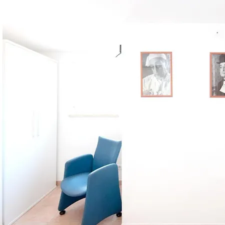 Via Cesare Algranati Apartment