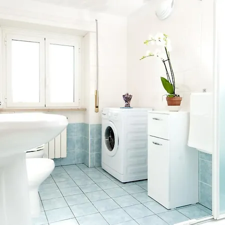 Via Cesare Algranati Apartment