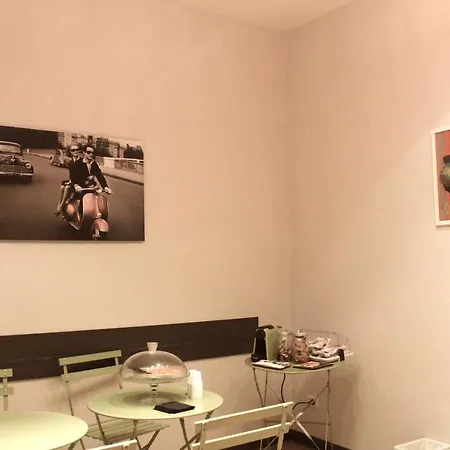 Finestra Su Trastevere - Affittacamere 2*