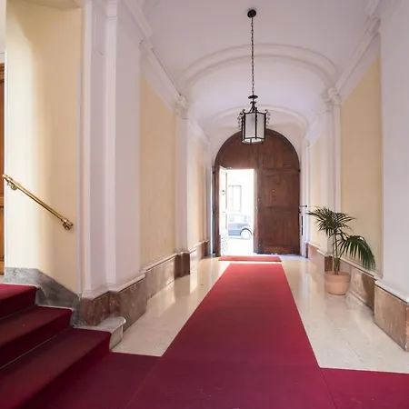 Domus Romantica Guest house Rome